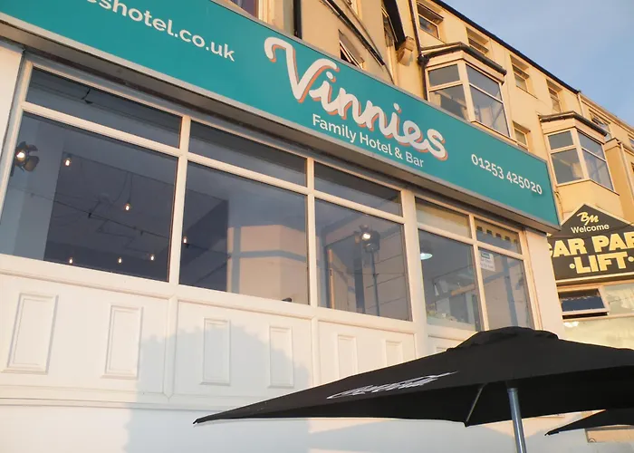 Vinnie\'S Family Hotel